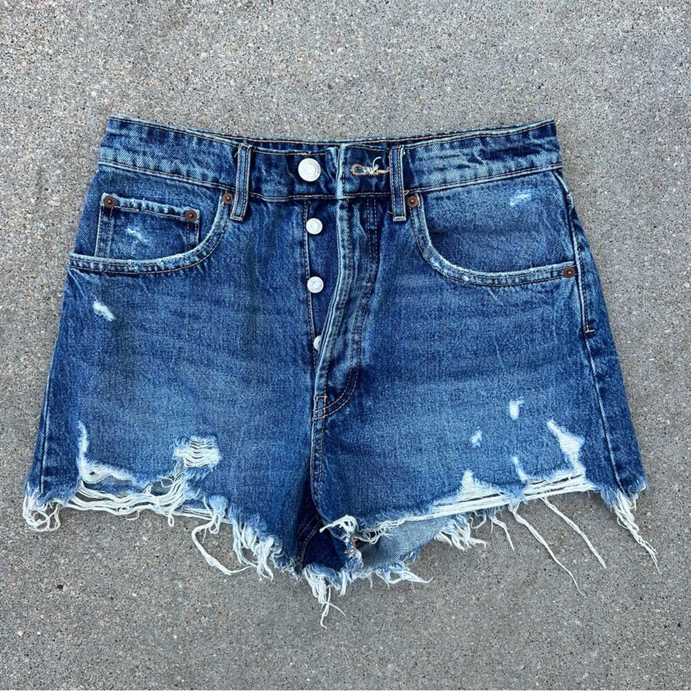 Zara high rise button fly cut off fray hem festival Jean shorts
